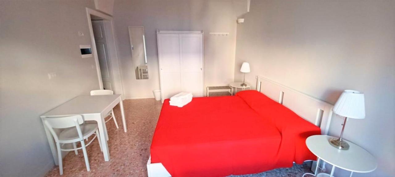 Hotel Tagghiate House Lecce Exterior foto